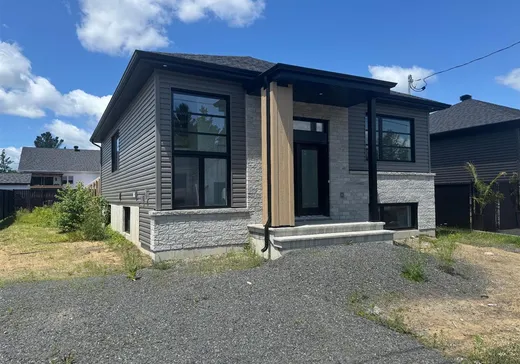 House for sale - 215 Rue de l'Aligoté, Drummondville, J2B 7S1