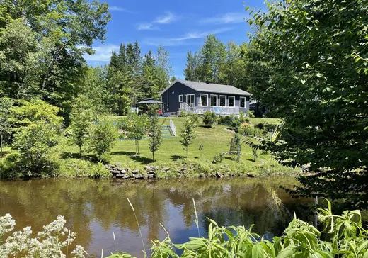 Bungalow à vendre - 10 Ch. du Ruisseau, St-Pierre-Baptiste, G0P1K0