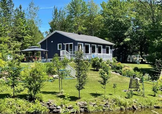 Maison à vendre - 10 Ch. du Ruisseau, St-Pierre-Baptiste, G0P 1K0