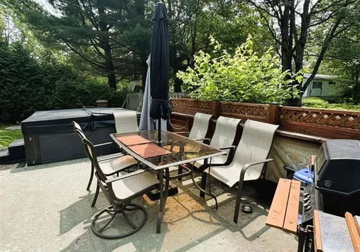 Maison à vendre - 335 Rue des Cèdres, St-Apollinaire, G0S 2E0