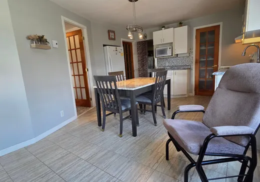 Maison à vendre - 235 Rue Ste-Anne, L'Assomption, J5W 0L9