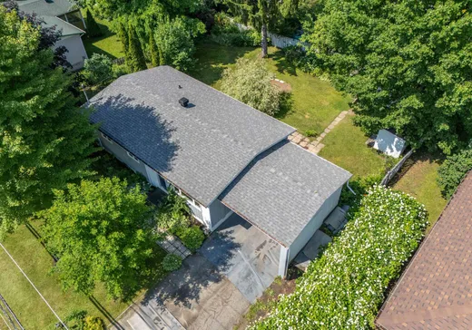 Maison à vendre - 139 Ch. Dion, Sherbrooke, J1R 0R8