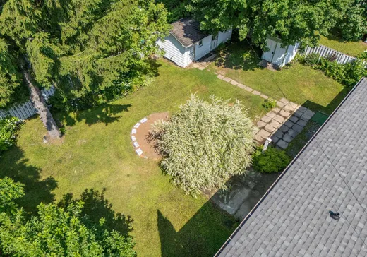 Maison à vendre - 139 Ch. Dion, Sherbrooke, J1R 0R8