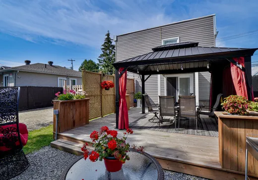 Maison à vendre - 100 Rue Ste-Anne, L'Épiphanie, J5X 3Z8