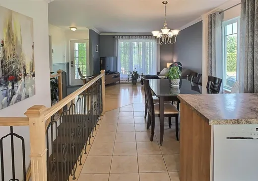 House for sale - 225 Rue des Astilbes, St-Joachim-De-Courval, J1Z 2L7
