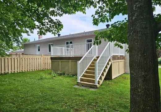 House for sale - 455 Rue Duplessis, Magog, J1X 4A6