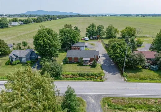 Bungalow à vendre - 443 Ch. du Ruisseau-Barré, Marieville, J3M1P2