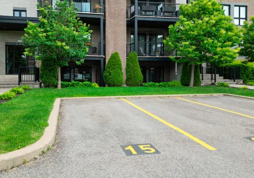 Condo for sale - 814 Rue de la Soeur-Marie-Rose 102, Lachenaie, J6V 1T8
