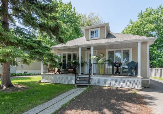 House for sale - 136 Rue Greenfield, Greenfield Park, J4V 2J5
