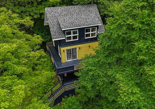 Maison à étages à vendre - 28 Ch. des Bois-Verts, St-Adolphe d'Howard, J0T2B0