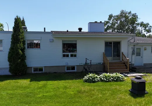 Maison à vendre - 953 Rue Gallienne, Sept-Îles, G4R 4B4