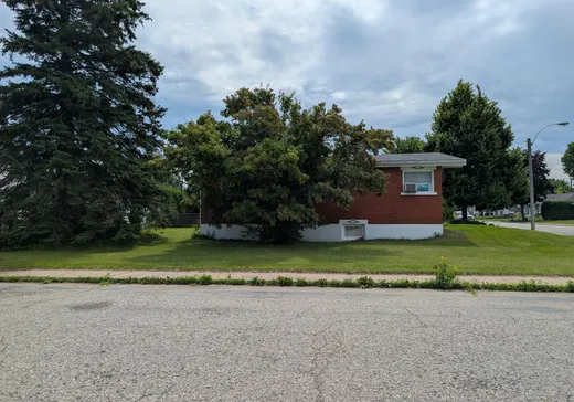 Maison à vendre - 820 Rue Jean-Cusson, Cap-De-La-Madeleine, G8T 1K5