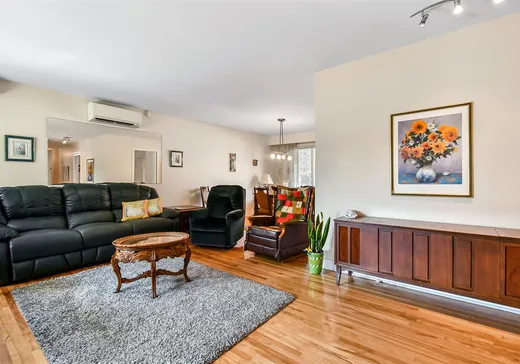 Maison à vendre - 1535 Rue de Luçon, Laval (Pont-Viau), H7G 3X2