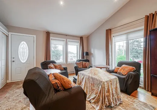 Maison à vendre - 33 Av. St-Denis, Saint-Sauveur, J0R 1R4