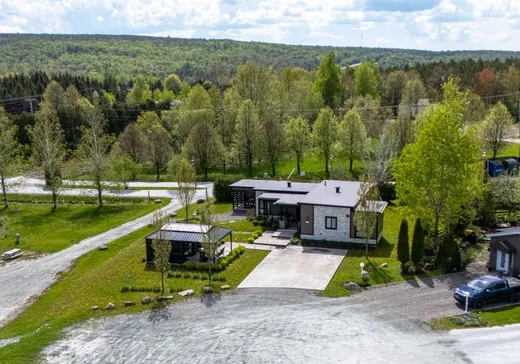 House for sale - 315Z Route 112, App. 101, St-Etienne-De-Bolton, J0E 2E0