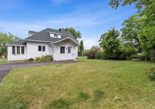 Maison à vendre - 42 Boul. Salaberry N., App. A, Châteauguay, J6J 4J4
