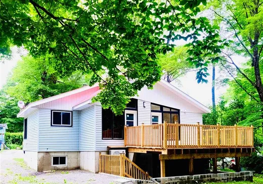 Bungalow for sale - 120 Rue De Coubertin, Saint-Calixte, J0K1Z0