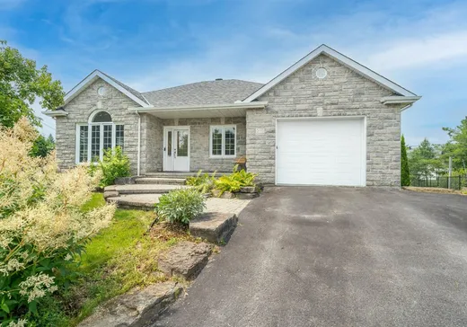Bungalow à vendre - 219 Rue de St-Félicien, Gatineau, J8R3J2
