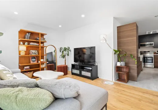 Condo for sale - 1960 Rue St-Jacques, App. 201, Montreal (Ville-Marie), H3J 2S1