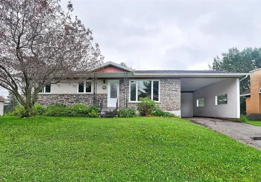 Bungalow à vendre - 26 Rue Monseigneur-Chouinard, Dosquet, G0S1H0