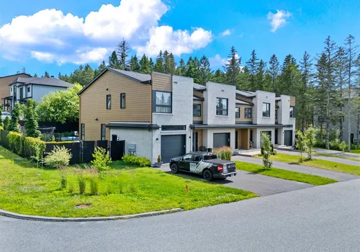 Maison à vendre - 1662 Rue du Calypso, Orford, J1X 8A9