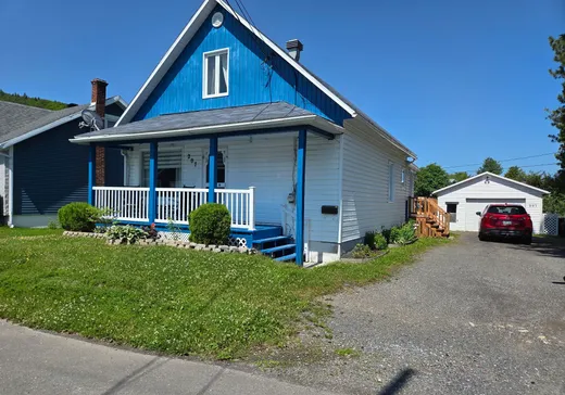 Maison à étages à vendre - 207 Rue Lebel, Matane, G0J3E0