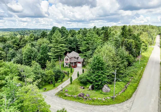 House for sale - 1 Ch. des Petits-Soleils, Ste-Anne-Des-Lacs, J0R 1B0
