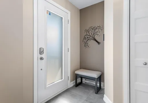 Maison à vendre - 907 Rue Vinet, Salaberry-de-Valleyfield, J6S 0C9