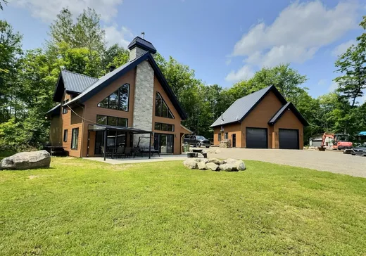 Maison à étages à vendre - 12915 Ch. du Lac-Kiamika, Rivière-Rouge, J0T1T0