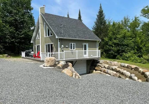 Maison à vendre - 185 Ch. du Domaine-Boisé, St-Donat-De-Montcalm, J0T 2C0