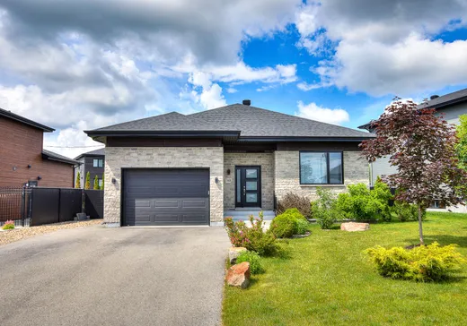 Maison à vendre - 988 Rue des Monarques, Vaudreuil-Dorion, J7T 0K7
