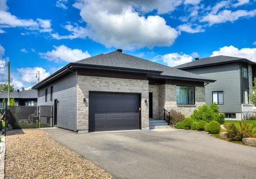 Maison à vendre - 988 Rue des Monarques, Vaudreuil-Dorion, J7T 0K7