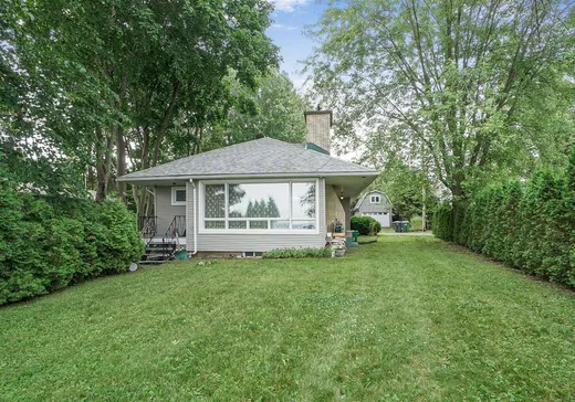 Bungalow à vendre - 131 32e Avenue, Sainte-Barbe, J0S1P0