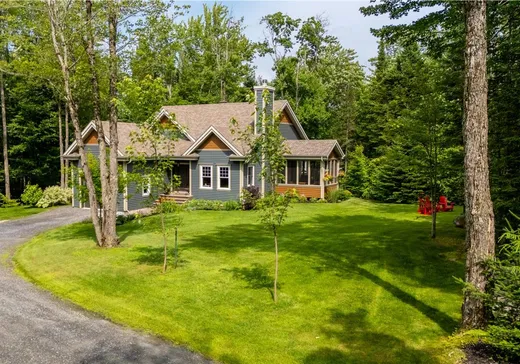 Bungalow for sale - 2907 Rue Duquette, Magog, J1X6E5