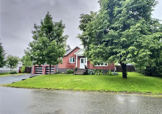 Paliers multiples à vendre - 20 Av. du Bel-Air, Rouyn-Noranda, J9Y0E8