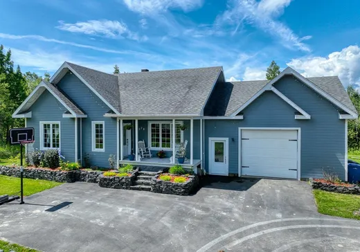 Bungalow à vendre - 4378 Route du 3e Rang, Thetford Mines, G0N1E0
