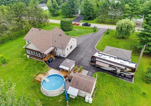 House for sale - 9 Ch. Champagne, L'Ange-Gardien, J8L 0P9