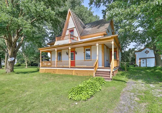 Un étage et demi à vendre - 635 Rue Royale, Massueville, J0G1K0