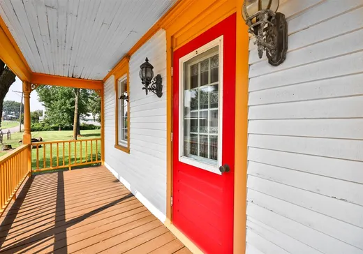 House for sale - 635 Rue Royale, Massueville, J0G 1K0
