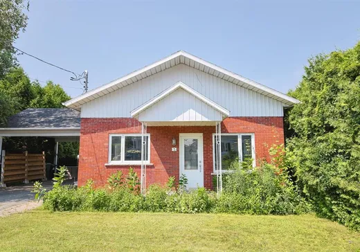 House for sale - 5 Rue Rousseau, Victoriaville, G6P 4X2