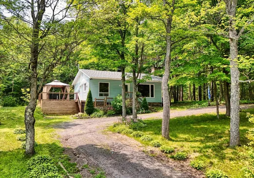 Maison à étages à vendre - 248 Rue Carroll, St-Alphonse-Rodriguez, J0K1W0