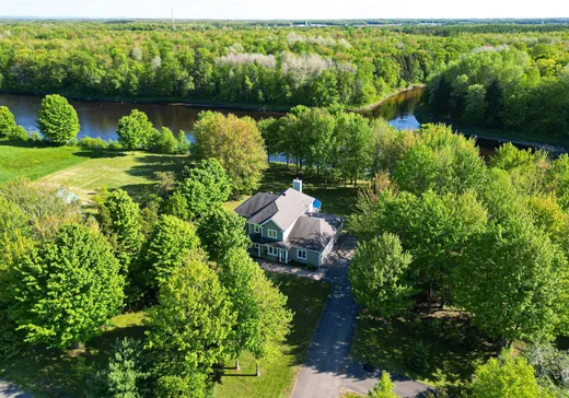 Maison à étages à vendre - 285 Rg de la Rivière, Daveluyville, G0Z1C0