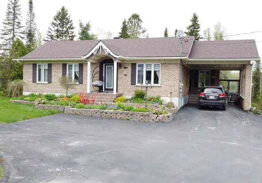 House for sale - 400 Ch. du Golf, Trois-Pistoles, G0L 3S0