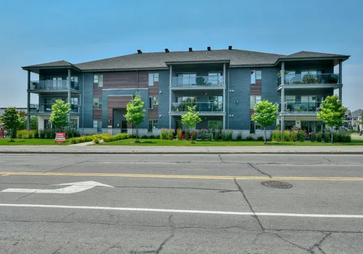 Condo for sale - 3019 Boul. des Promenades, Sainte-Marthe-sur-le-Lac, J0N1P0