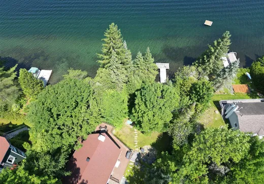 Bungalow à vendre - 18 Ch. du Plateau, Orford, J1X6S2