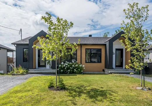 Maison à vendre - 1094 Rue Berger, Sherbrooke, J1N 1G3