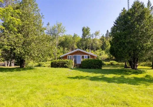 Maison à vendre - 118 Route 212 E., Lac-Mégantic, J0B 1Y0