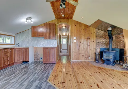 Maison à vendre - 118 Route 212 E., Lac-Mégantic, J0B 1Y0