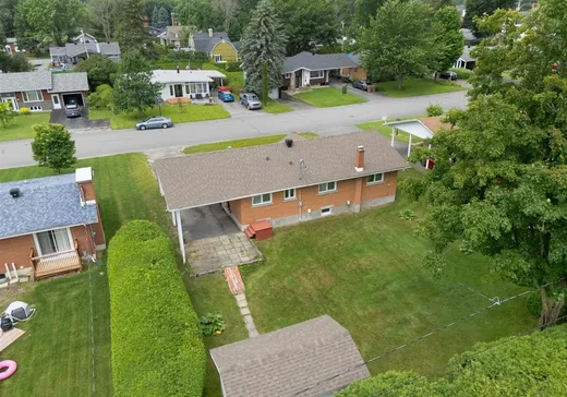 Maison à vendre - 17 Rue Chevalier, Victoriaville, G6P 6G4