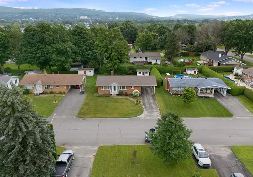 Maison à vendre - 17 Rue Chevalier, Victoriaville, G6P 6G4
